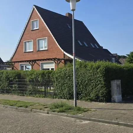 Rosenrot Am 2 Borkum